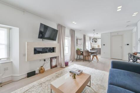 Princes Square, Bayswater, London, W2