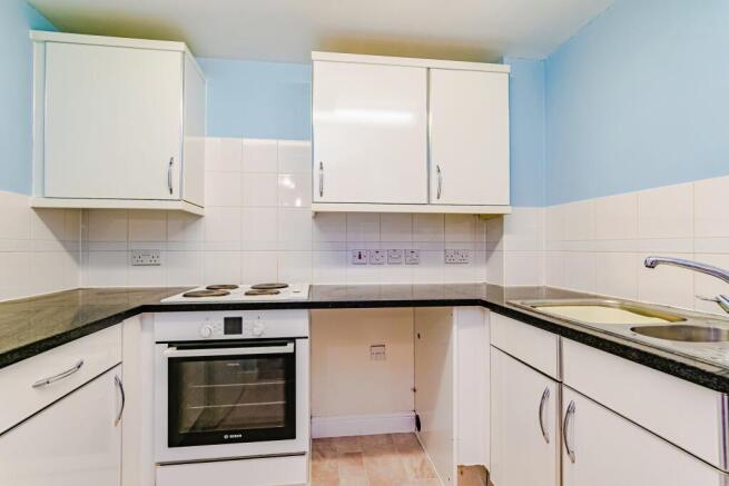 Dene Court, Stafford Road, Caterham, CR3 photo 2
