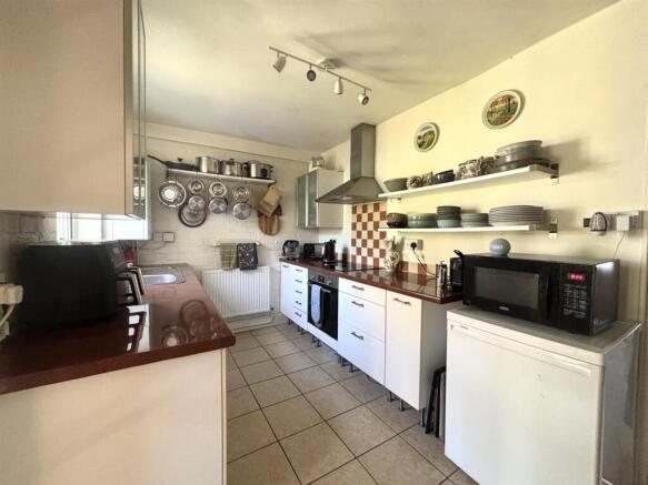 Kitchen.jpg