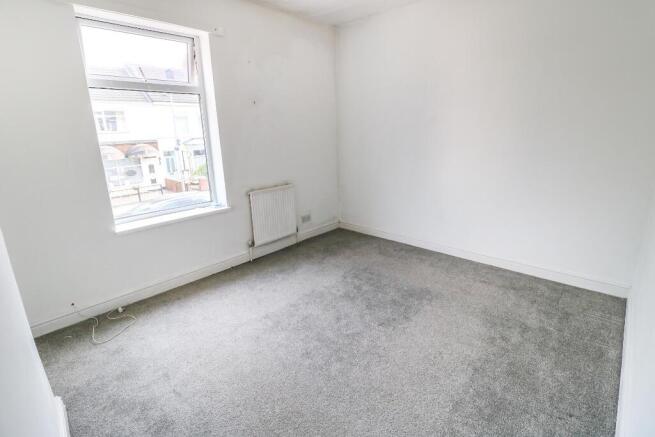 3 bed Terraced to rent Image 5