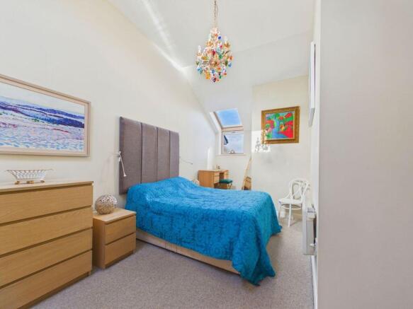 2 bed Apartment for sale Image 9