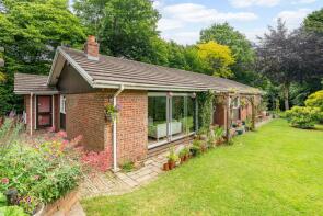 67, Burnham Green Road, Burnham Green AL6 0NH