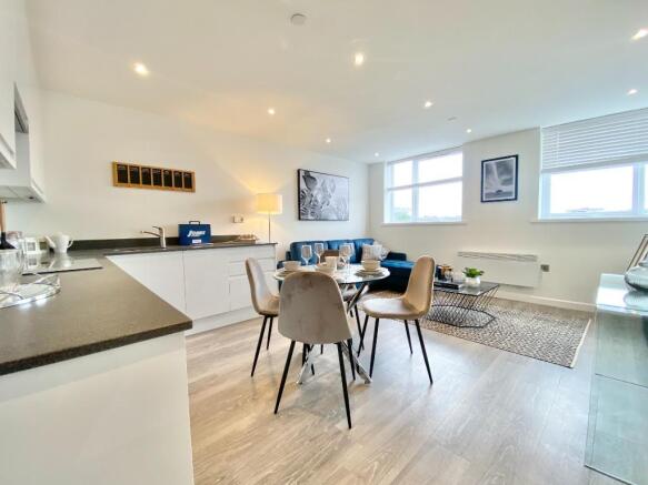 Kitchen/ Living Area