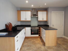 37, Navona House, Olsen Rise, Lincoln LN2 4UT