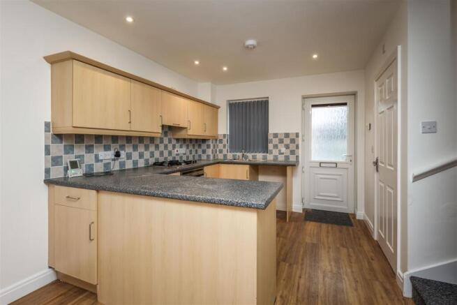 23 Viking Court, Bracebridge Heath, Lincoln-5.jpg