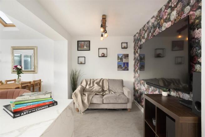 3 bed Detached for sale Image 7