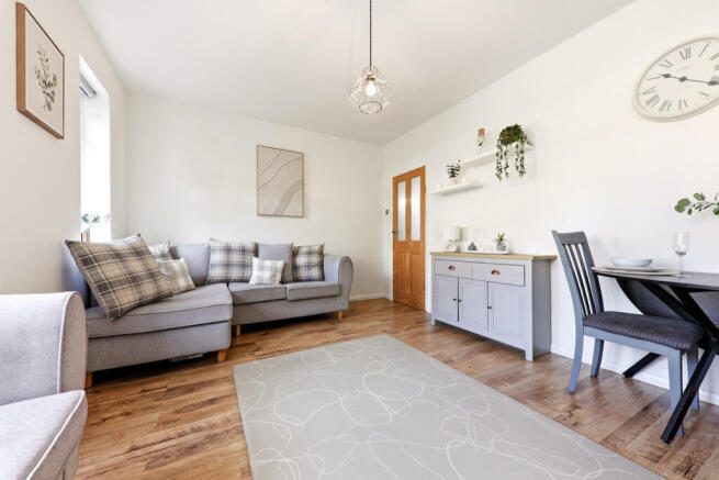 3 bed Semi-Detached for sale Image 5
