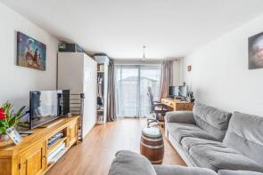 Flat 13, Gemini Court, Zodiac Close, Edgware HA8 5FF