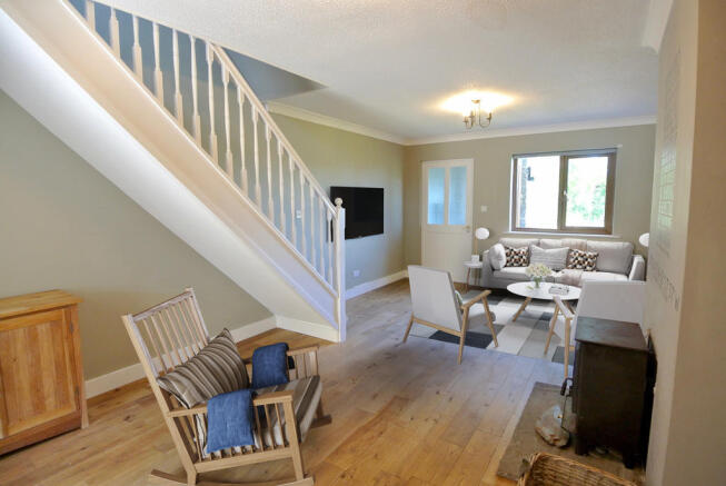 Living Room 4 Sta...