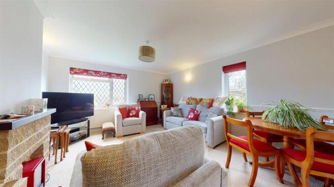 Living Room / Dining Room