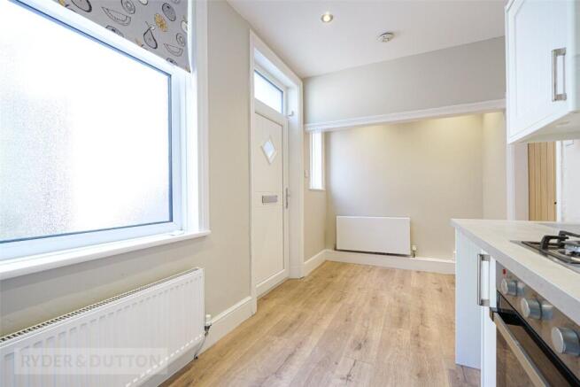 3 bed Semi-Detached for sale Image 7