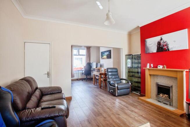 2 bed Terraced for sale Image 5