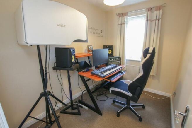 BEDROOM 3