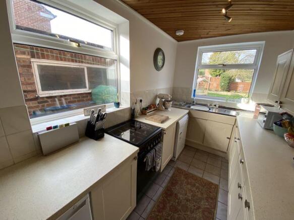 Modern Fitted Kitchen