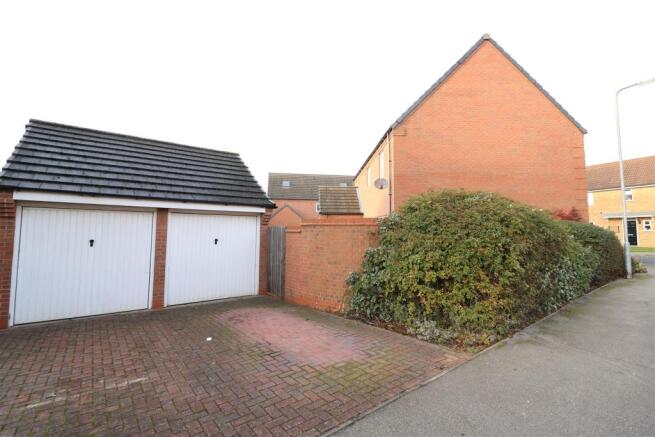 Detached Double Gara