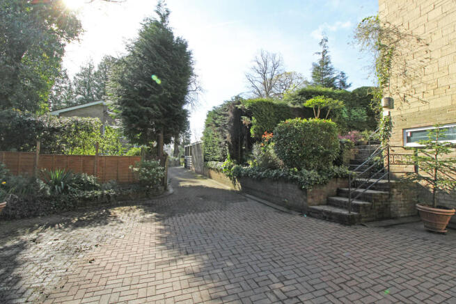 Photo 16