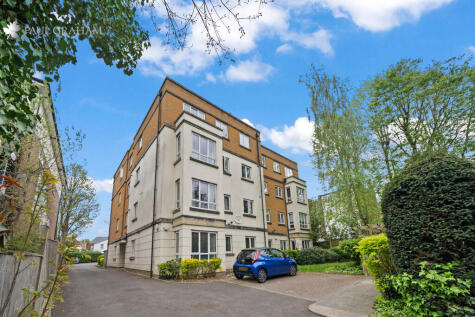 Woodcote Road, Wallington