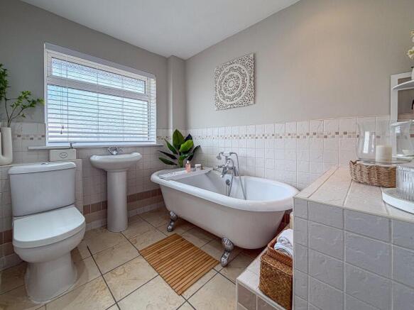 Seaton Close, Wardley, Gateshead photo 4