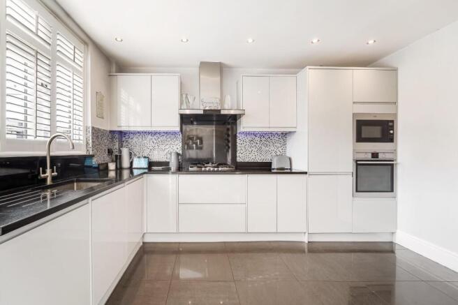 GAYFERE ROAD (9).jpg