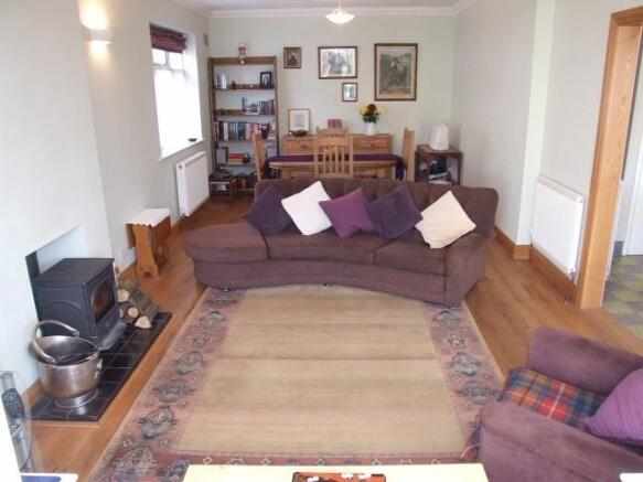 Lounge/dining
