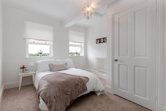 2 bed Apartment for sale Image 11