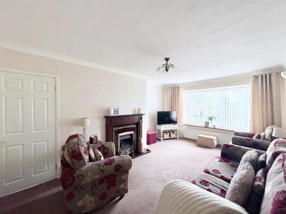 3 bed Semi-Detached Bungalow for sale Image 6
