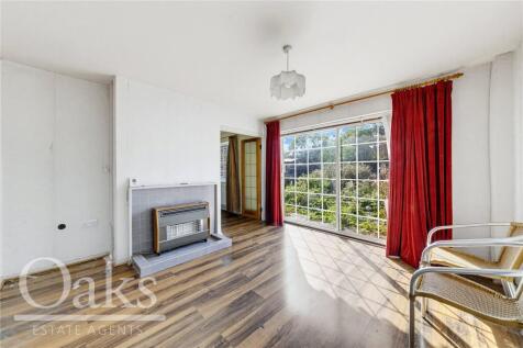 Longheath Gardens, Addiscombe