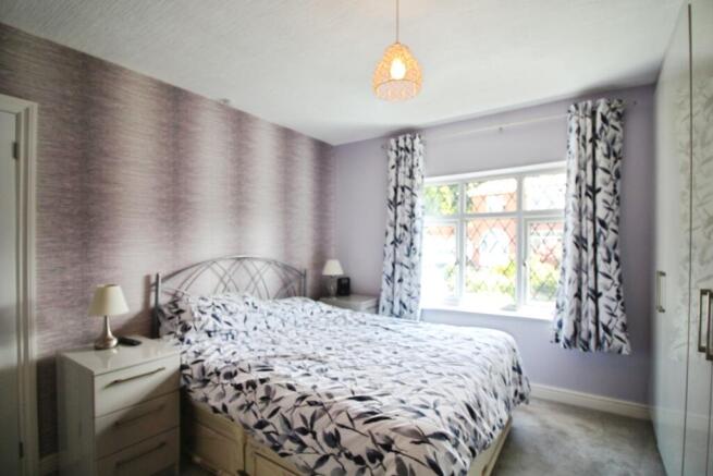 3 bed Semi-Detached for sale Image 6