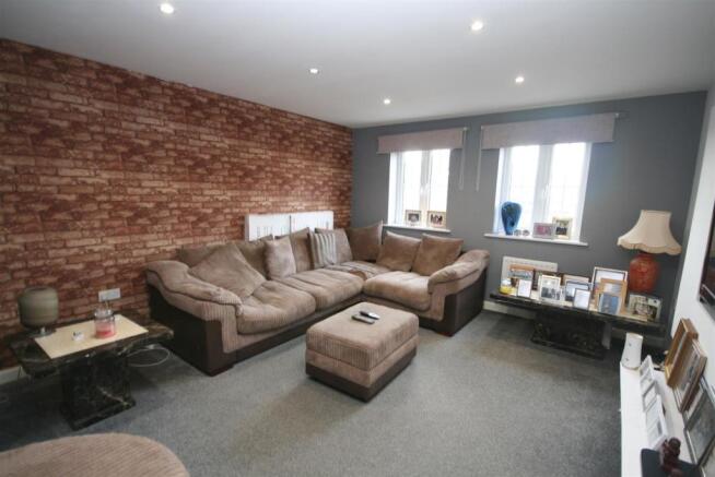 Lounge Or Bedroom.JPG
