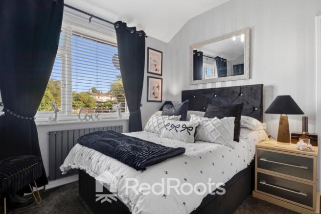 3 bed Semi-Detached for sale Image 4
