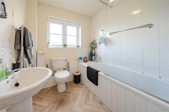 2 bed Apartment for sale Image 7