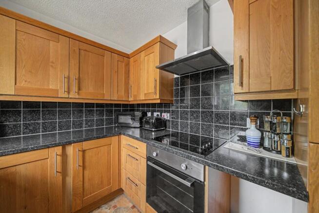 2 bed Terraced for sale Image 5