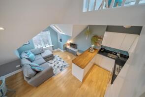 Flat 6, 17, Woodbourne Avenue, London SW16 1UP