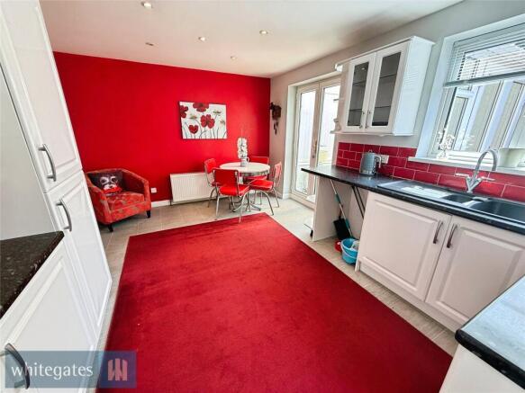 3 bed Detached for sale Image 6