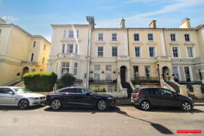 Flat 3, Hyde Court, Hyde Gardens, Eastbourne BN21 4PU