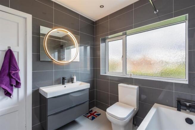 Milton Avenue 27 Bathroom-2.jpg