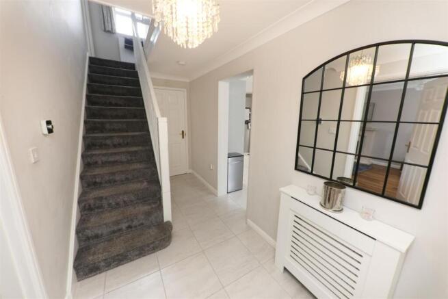 3 bed Detached for sale Image 5