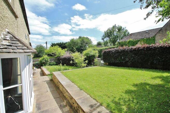 Front Garden i...
