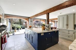 Dunsdale Farmhouse, Brasted Road, Westerham TN16 1LJ