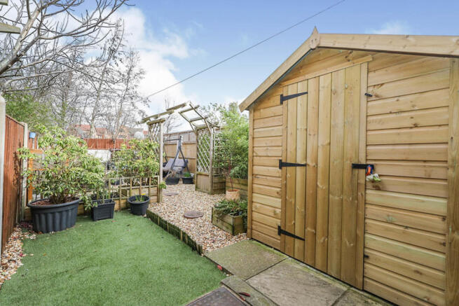 Outside & Gardens