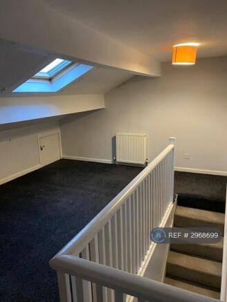 2 bed Terraced to rent Image 9
