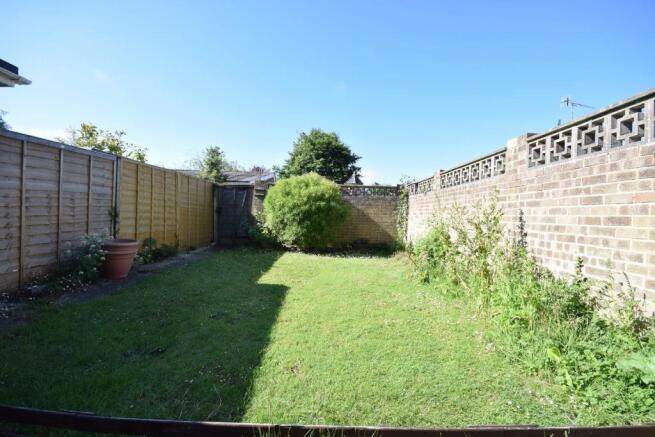 GARDEN REAR.jpg