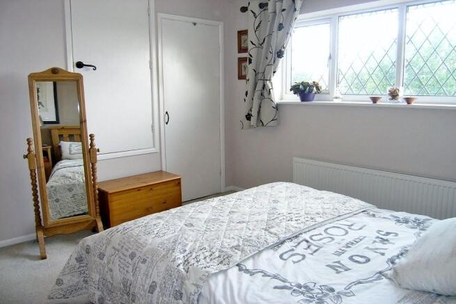 bed 1 b