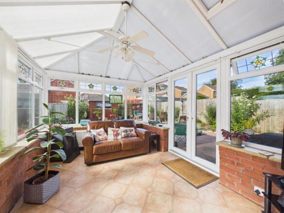 3 bed Detached for sale Image 4