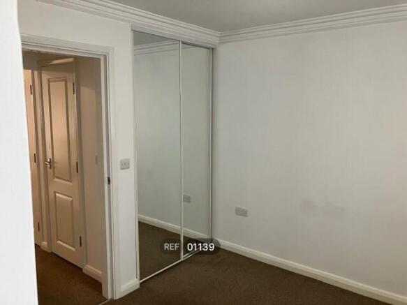 1 bed Apartment to rent Image 6