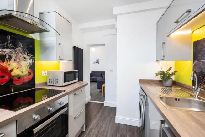 Flat 2, 2 Victoria Terrace, Bath-8.jpg