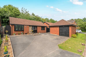 28, Hamsterley Close, Birchwood, Warrington WA3 6UF