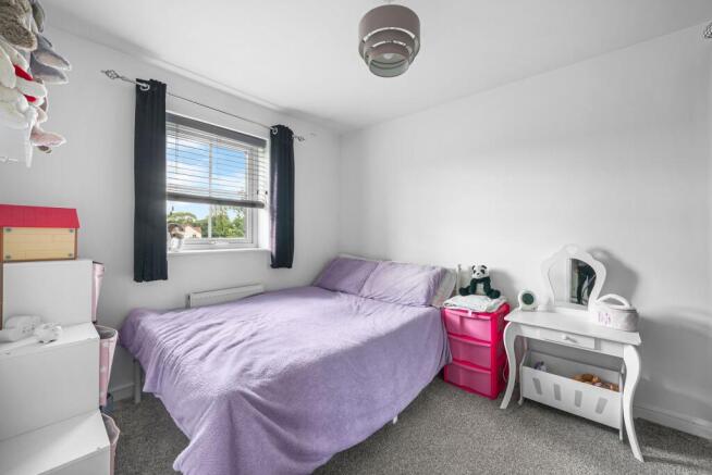 4 bed Detached for sale Image 8