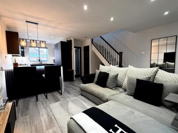 Kitchen/Living Room