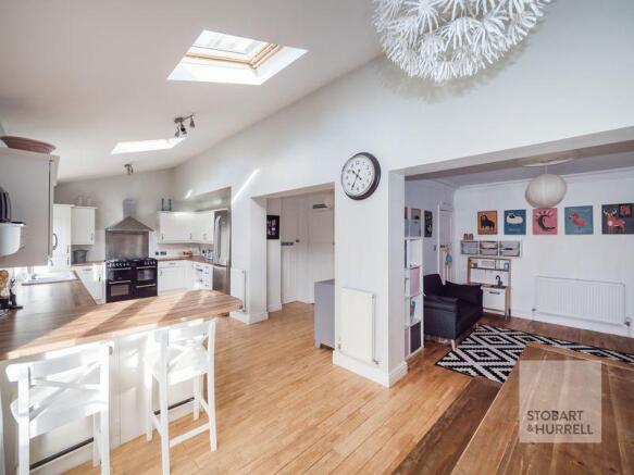 Kitchen, Diner...
